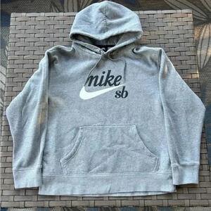 Nike SB Pullover Gray Hoodie Skateboard Sweatshirt Men’s Size Small